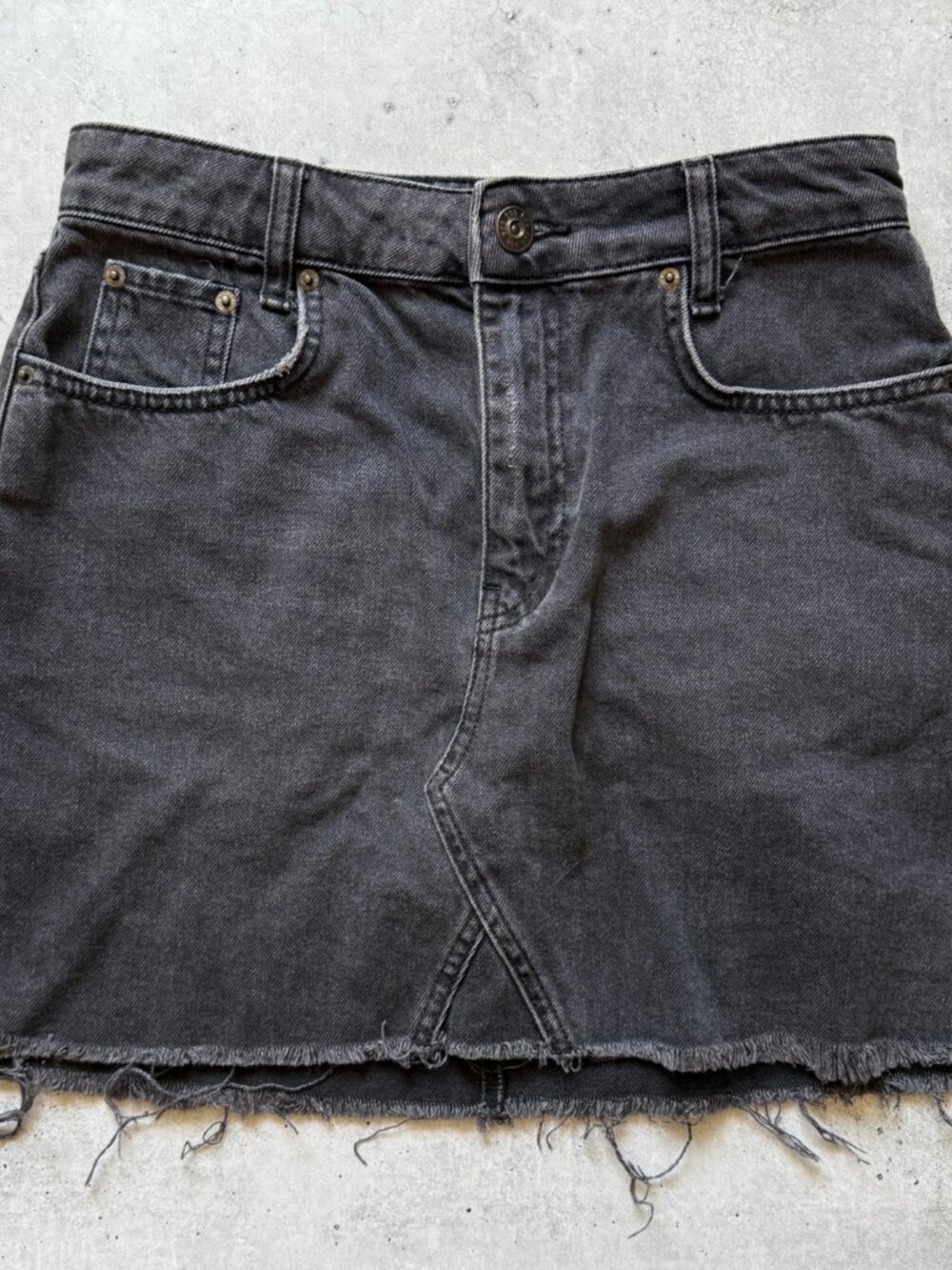 Urban Outfitters Denim Mini Skirt Size M Black Distressed Raw Hem
